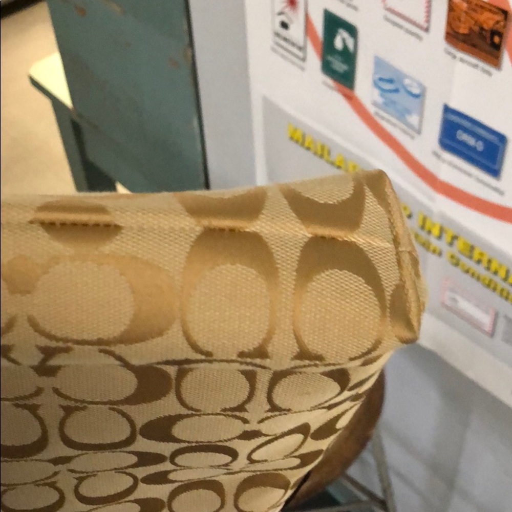 Coach File Bag In Signature
Color: Khaki/White - Picture 4 of 15